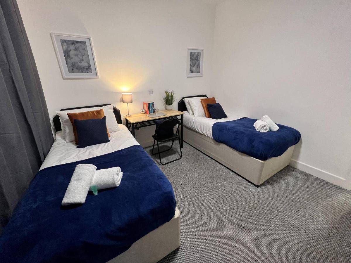 Stay - The Wellington Burton On Trent Экстерьер фото