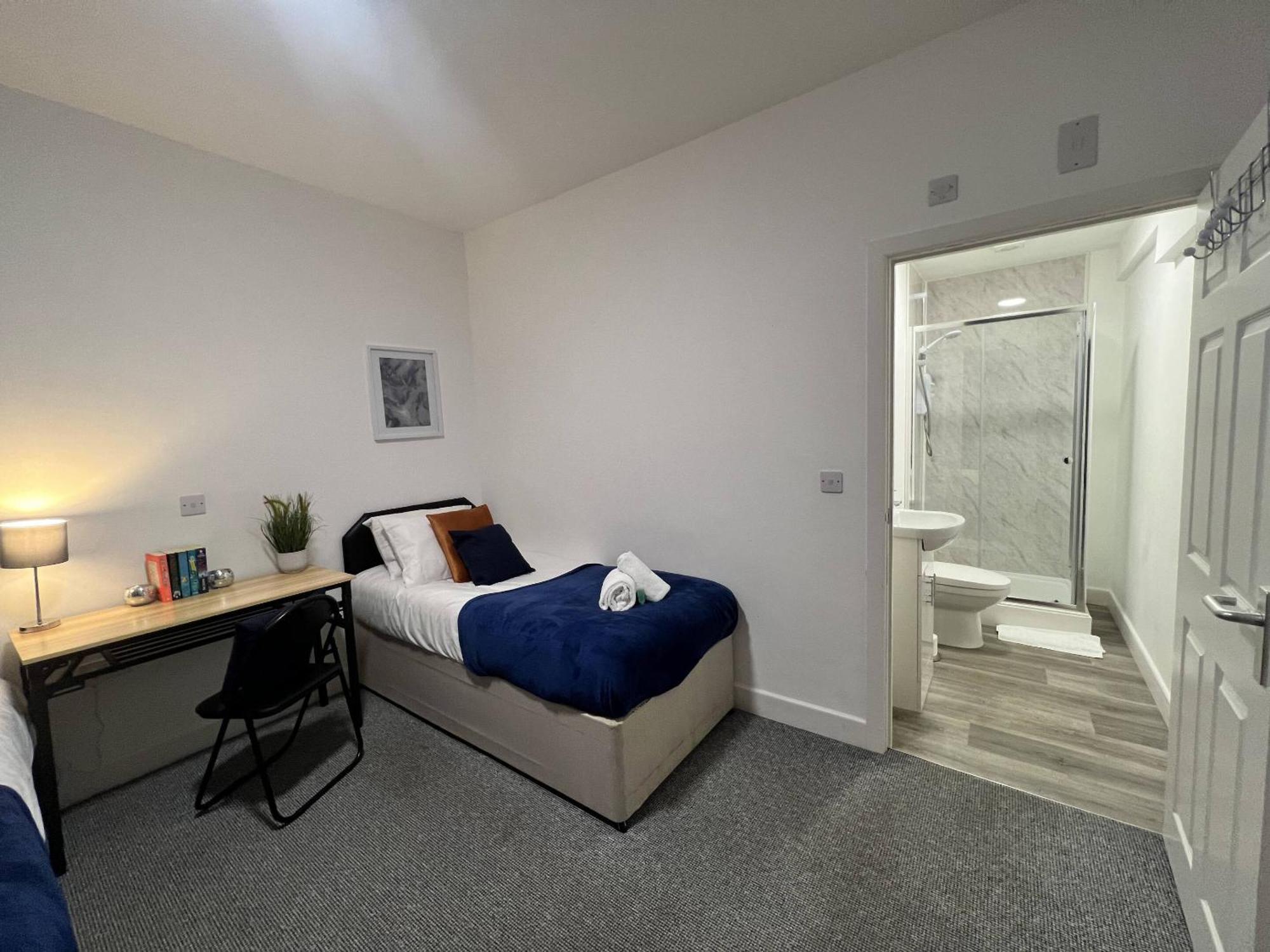 Stay - The Wellington Burton On Trent Экстерьер фото